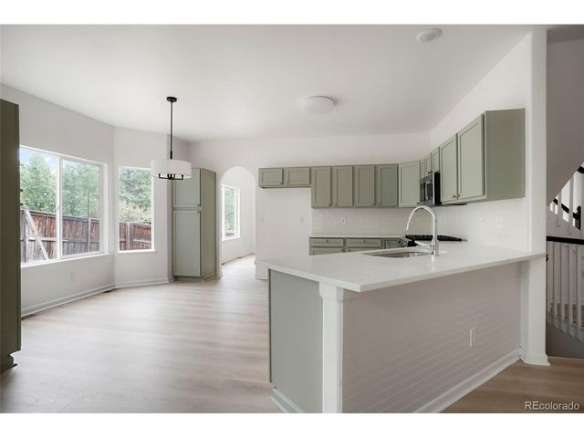 1305 W 12th Ave, Broomfield, CO 80020