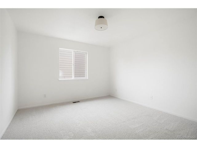 1305 W 12th Ave, Broomfield, CO 80020