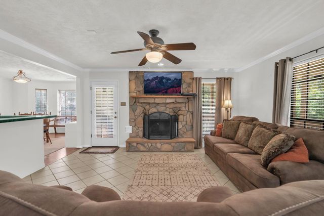3907 Black Oak Lane, Montgomery, TX 77316