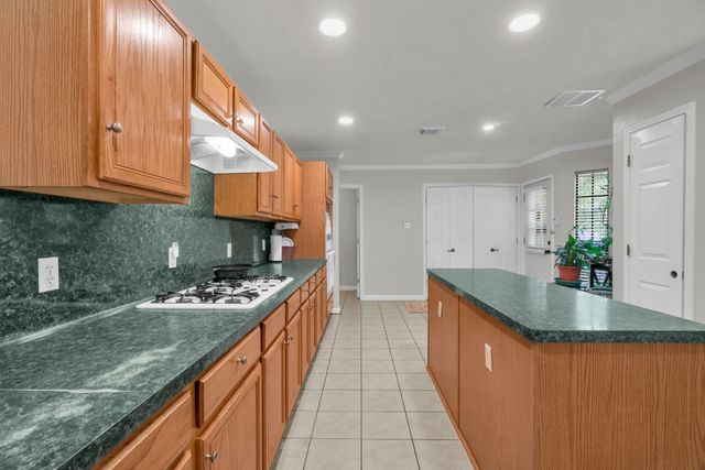 3907 Black Oak Lane, Montgomery, TX 77316