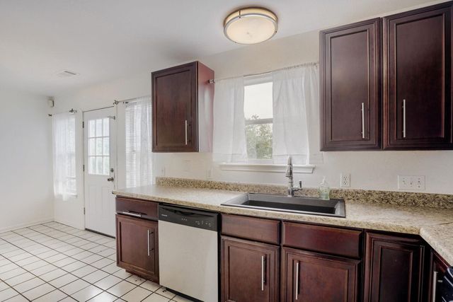 1910 Ireland DR, Leander, TX 78641