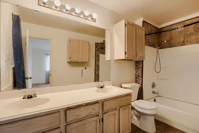 1910 Ireland DR, Leander, TX 78641