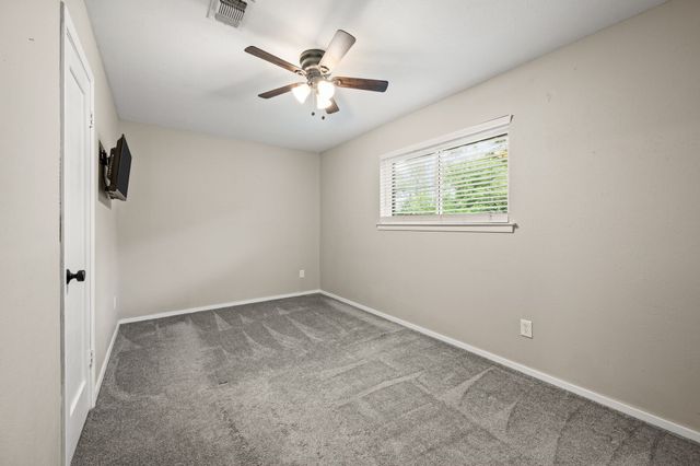 217 Glenn Drive, Hurst, TX 76053