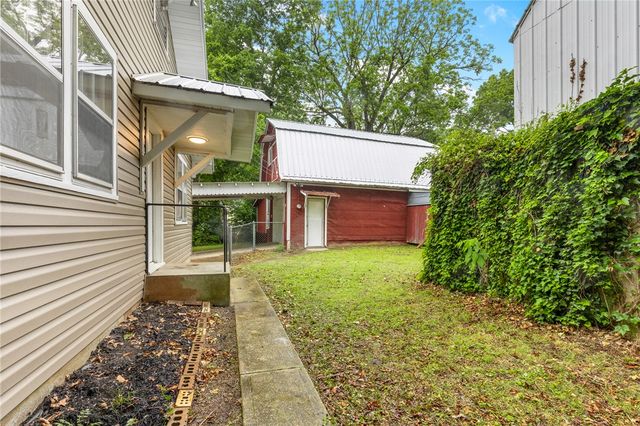 601 W Ridge Avenue, Harrison, AR 72601