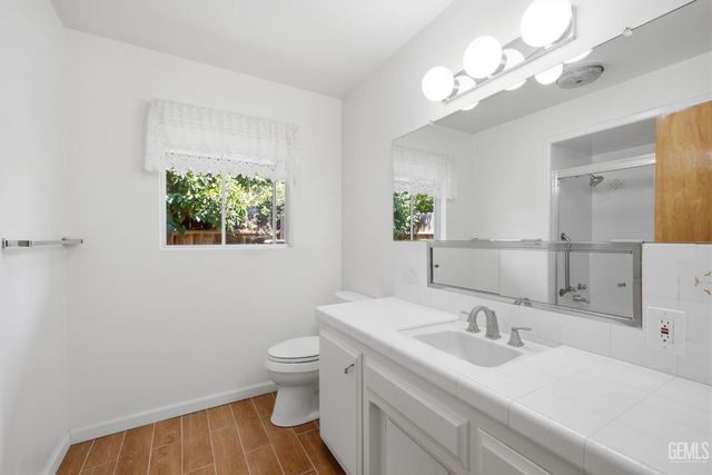 7007 Mesa Verde Way, Bakersfield, CA 93309