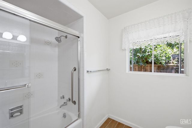 7007 Mesa Verde Way, Bakersfield, CA 93309