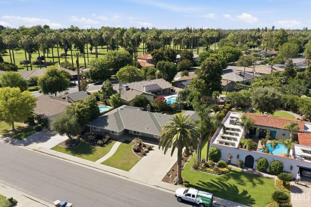 7007 Mesa Verde Way, Bakersfield, CA 93309