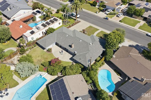 7007 Mesa Verde Way, Bakersfield, CA 93309