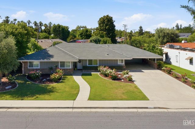 7007 Mesa Verde Way, Bakersfield, CA 93309