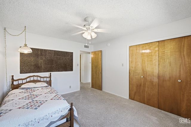7007 Mesa Verde Way, Bakersfield, CA 93309