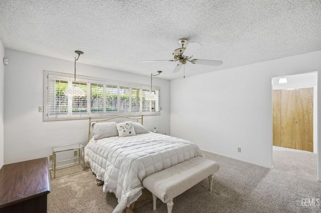 7007 Mesa Verde Way, Bakersfield, CA 93309