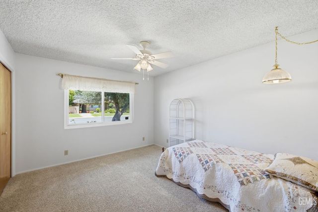 7007 Mesa Verde Way, Bakersfield, CA 93309
