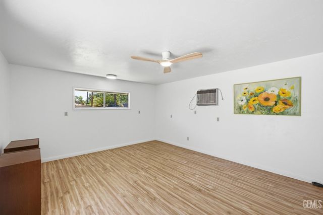 7007 Mesa Verde Way, Bakersfield, CA 93309
