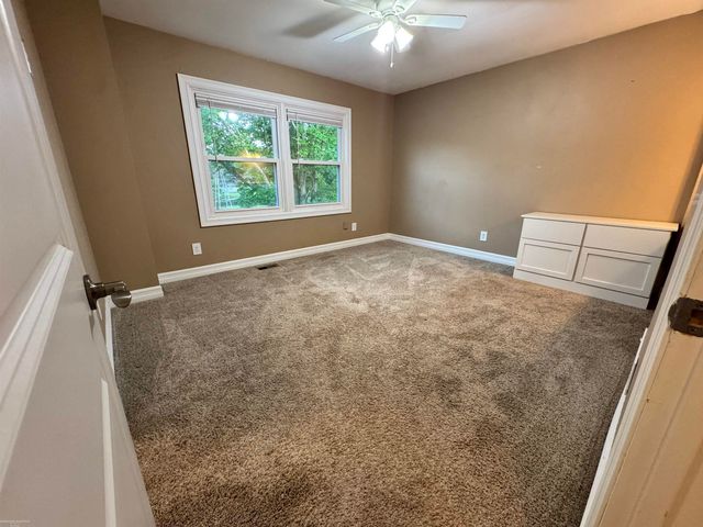 7894 Lantern Drive, Almont, MI 48003