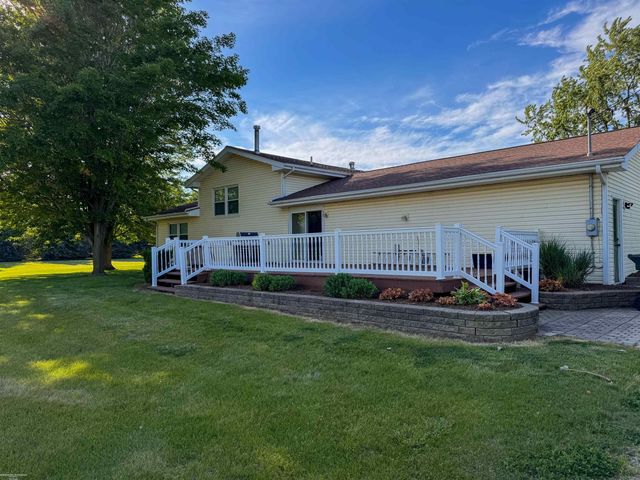 7894 Lantern Drive, Almont, MI 48003