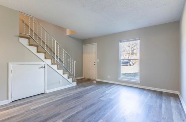 450 Roger Williams Ave, Nashville, TN 37207