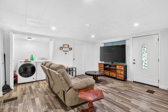 4934 S Woodduck Terrace, Floral City, FL 34436
