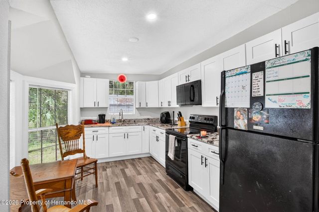 4934 S Woodduck Terrace, Floral City, FL 34436