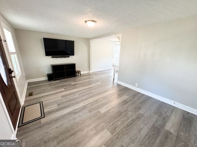 110 King Street, Hogansville, GA 30230