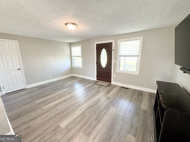 110 King Street, Hogansville, GA 30230