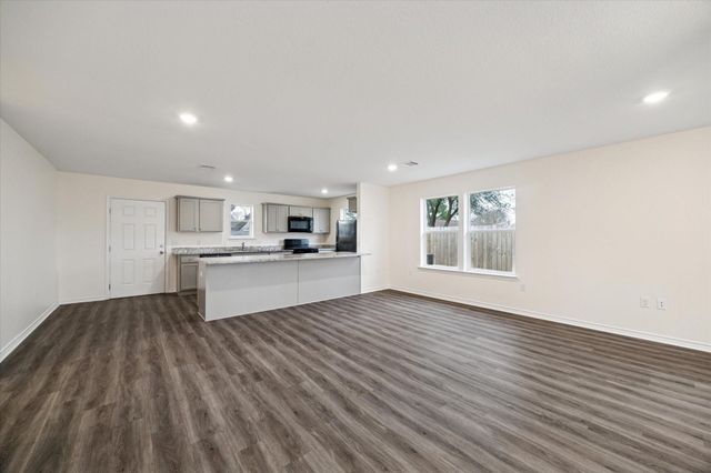 7907 Breda Drive, Baytown, TX 77521