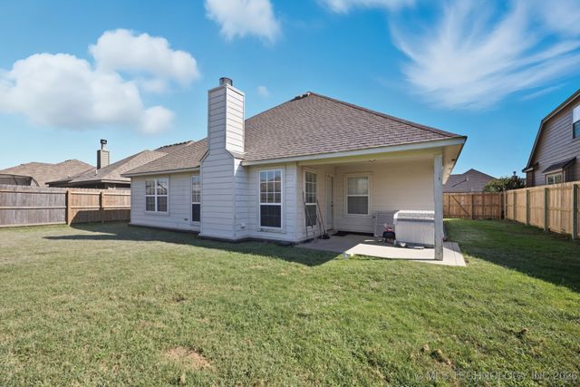 4906 S 186th East Avenue, Tulsa, OK 74134