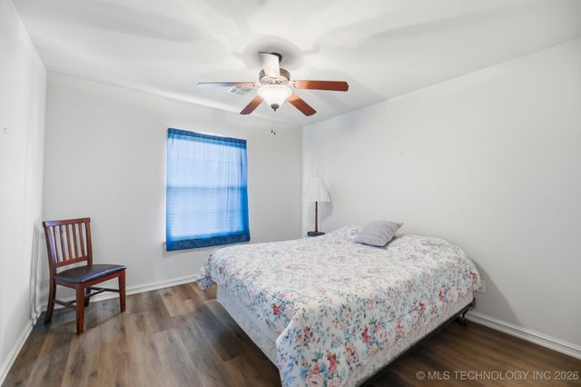 4906 S 186th East Avenue, Tulsa, OK 74134