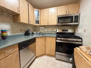 140 Kenrick St 21, Boston, MA 02135