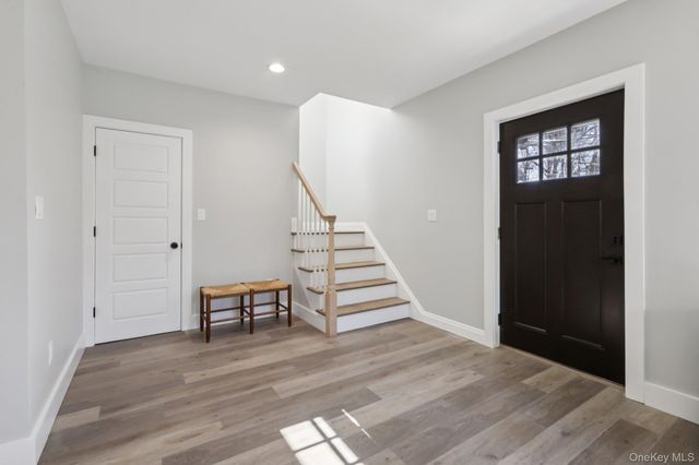 27 Windermere Avenue, Greenwood Lake, NY 10925