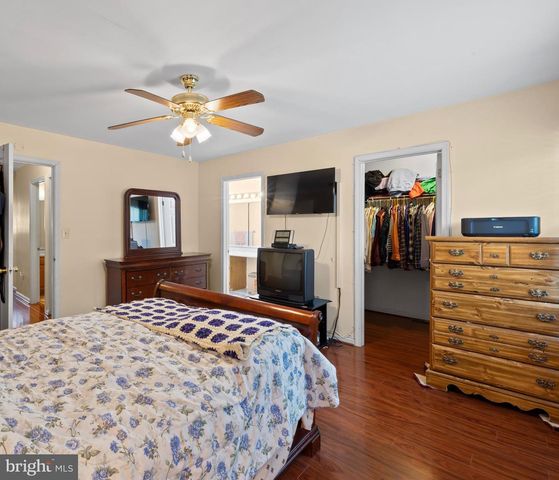 345 BRADFORD LN, Lansdale, PA 19446