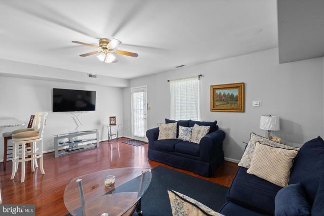 345 BRADFORD LN, Lansdale, PA 19446