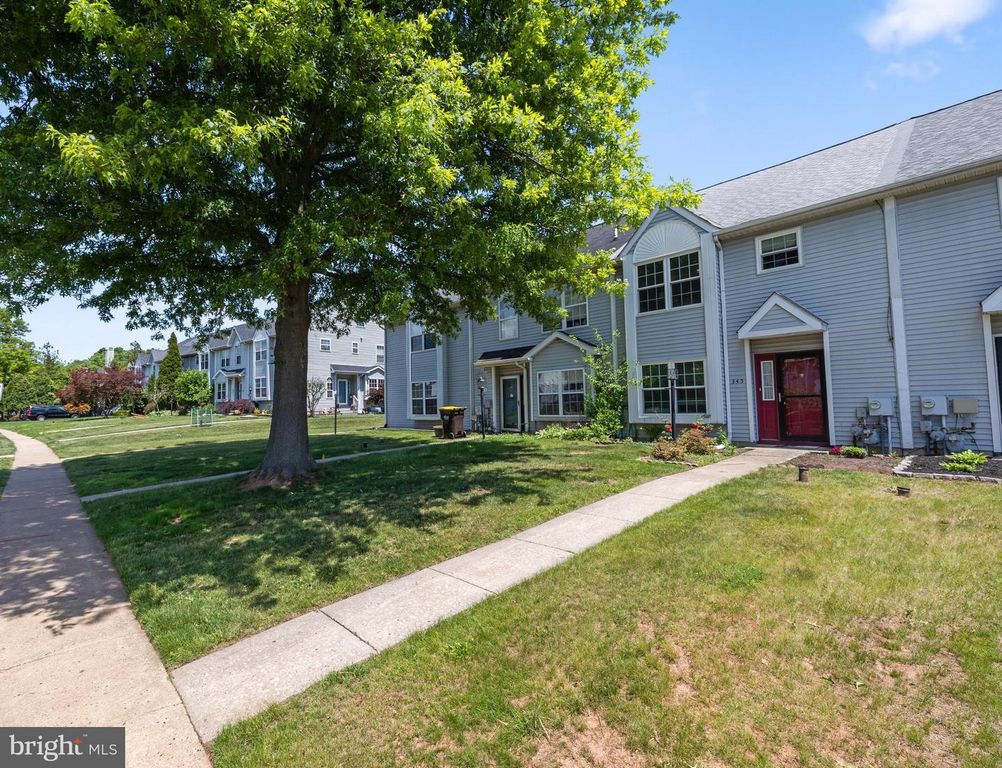 345 BRADFORD LN, Lansdale, PA 19446