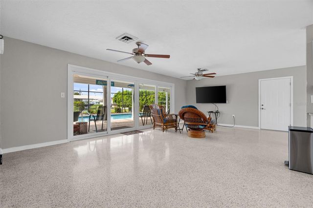 4331 POMPANO LANE, Palmetto, FL 34221
