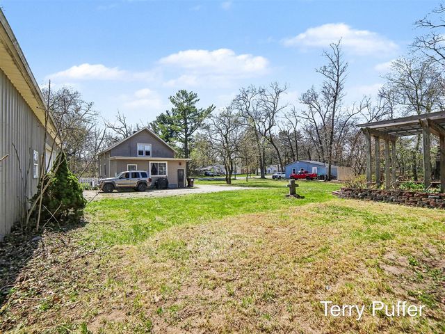 6488 3rd Street, Holton, MI 49425