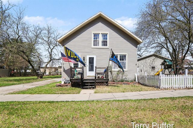6488 3rd Street, Holton, MI 49425