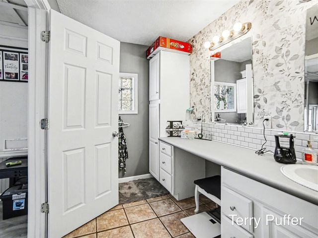 6488 3rd Street, Holton, MI 49425