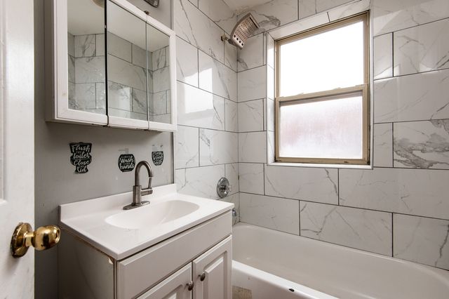 8136 S Drexel Avenue 3, Chicago, IL 60619