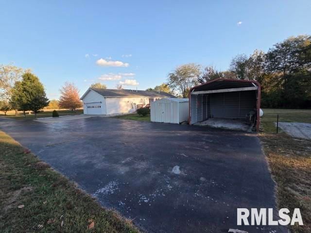 14013 N Tolle Lane, Mt Vernon, IL 62864