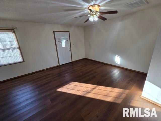 14013 N Tolle Lane, Mt Vernon, IL 62864