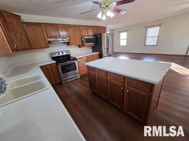 14013 N Tolle Lane, Mt Vernon, IL 62864