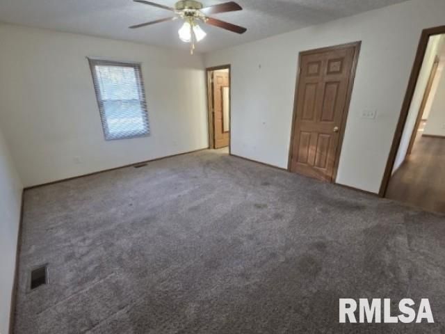 14013 N Tolle Lane, Mt Vernon, IL 62864