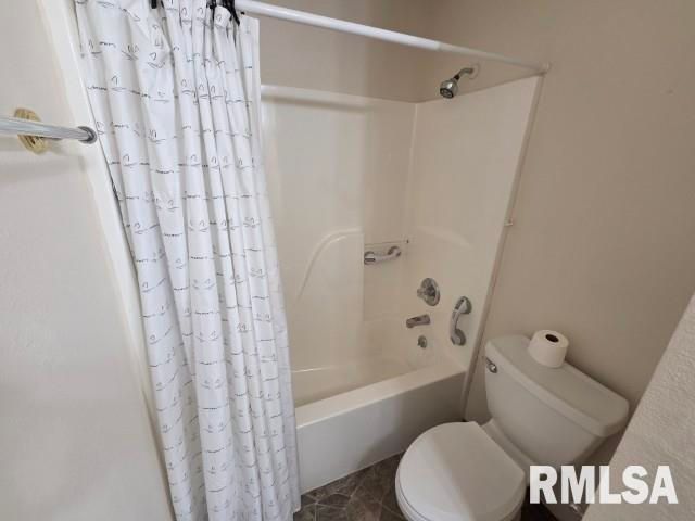 14013 N Tolle Lane, Mt Vernon, IL 62864