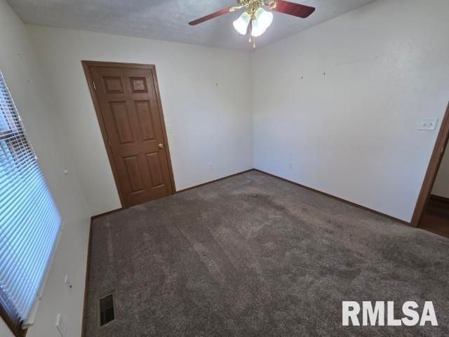 14013 N Tolle Lane, Mt Vernon, IL 62864