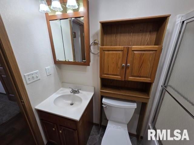 14013 N Tolle Lane, Mt Vernon, IL 62864