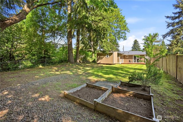 2327 NE 86TH Street, Seattle, WA 98115