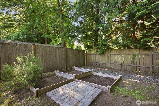 2327 NE 86TH Street, Seattle, WA 98115