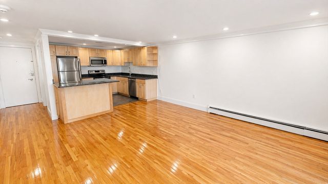 121 Tremont St A6, Boston, MA 02135