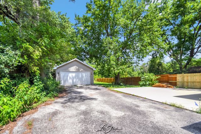 1728 Olive Road, Homewood, IL 60430