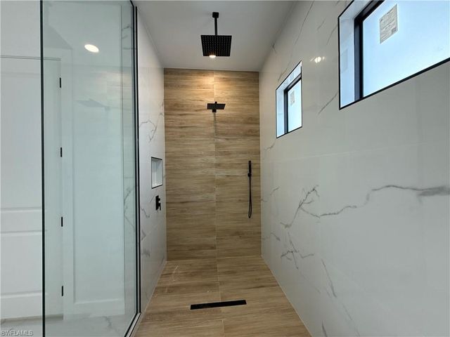 3510 NW 46th AVE, Cape Coral, FL 33993