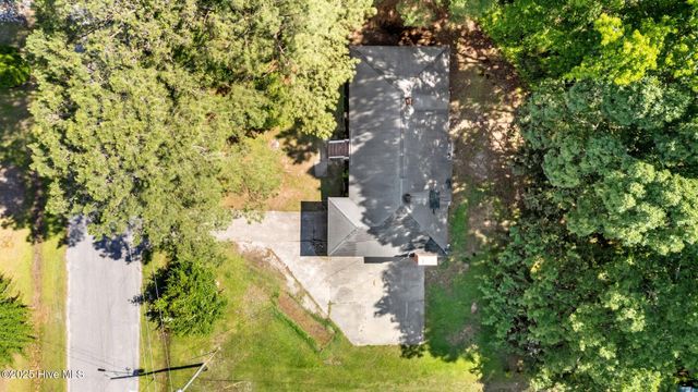 208 Essex Road, Nashville, NC 27856